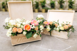 szkatułka z kwiatami, kwiaty na wesele, kwiaty na ślub, podziękowanie rodzicom