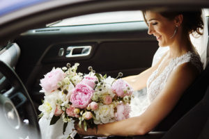 bukiet panny młodej, kwiaty na ślub, kwiaty na wesele