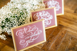 ozdoba kościoła, kwiaty na wesele, kwiaty na ślub, gipsówka, hymn miłości