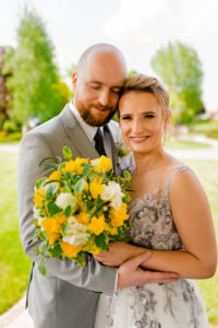 para młoda, bukiet panny młodej, kwiaty na wesele, kwiaty na ślub